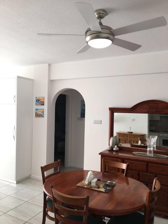 Kings Palace - Modern Penthouse With Incredible Sea Views Pafos Dış mekan fotoğraf